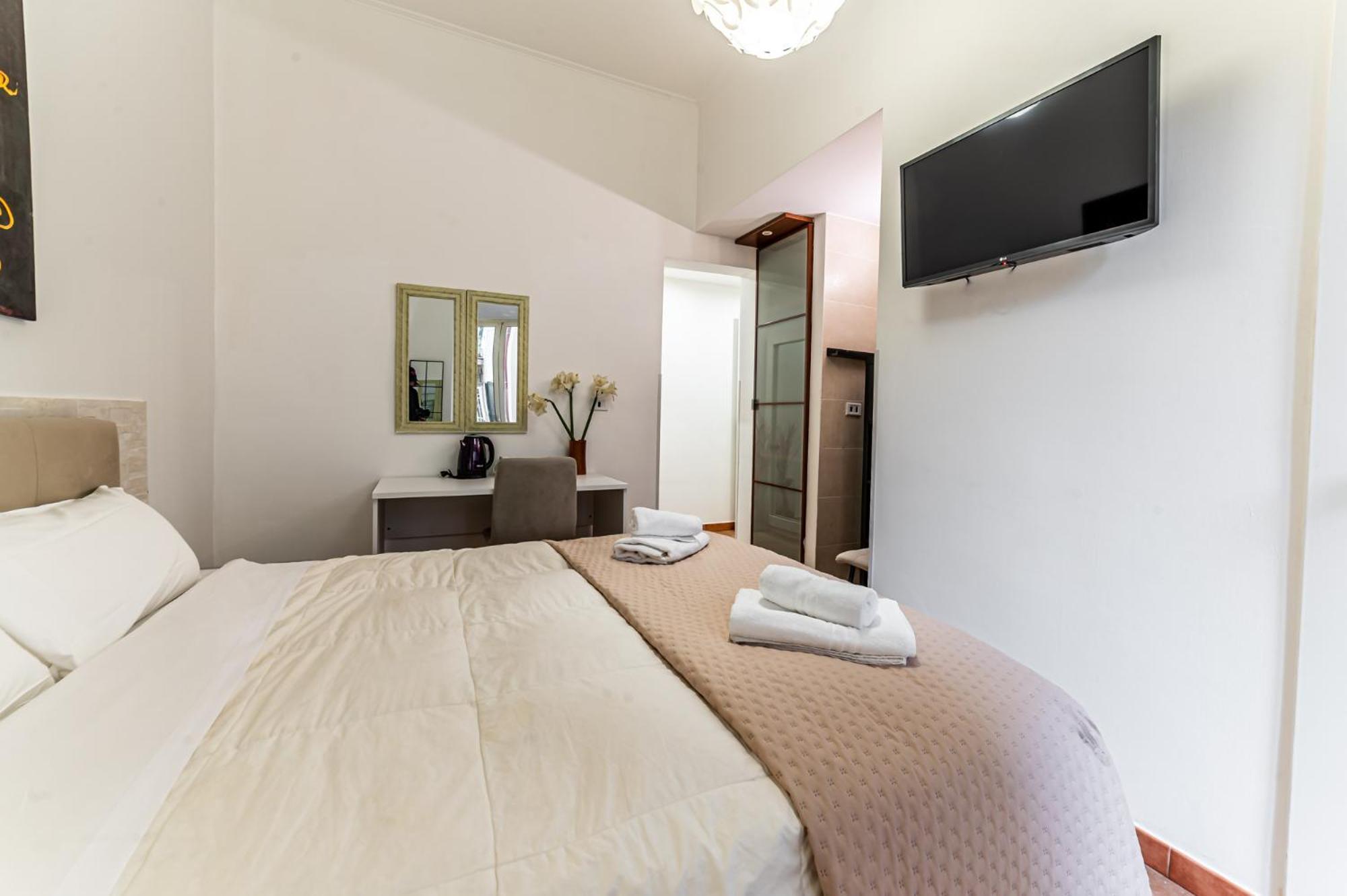 Cristel Cozy - Termini Train Station Guest house *